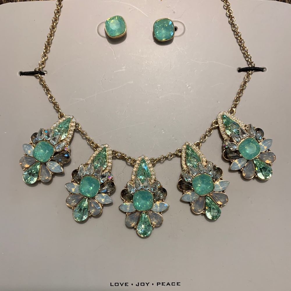 Green Crystal Necklace/Earring Set